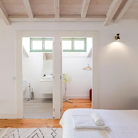 Apartment D. Joao Iv By Lovelystay
